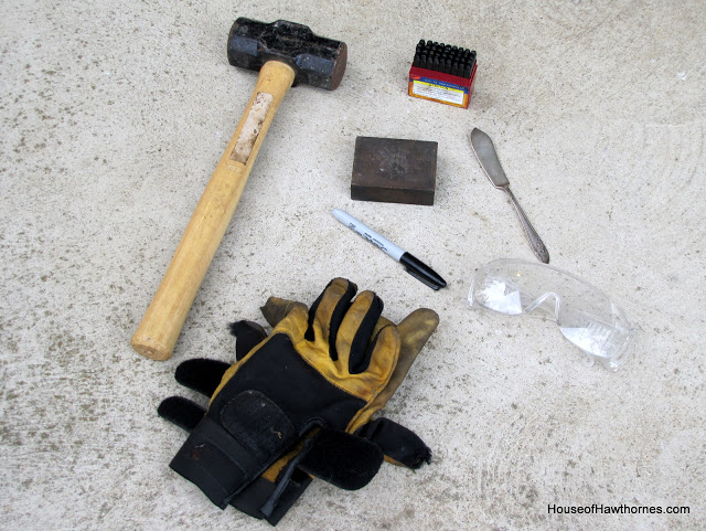 outils nécessaires pour estamper l'argenterie