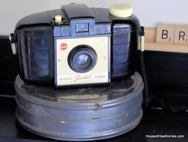 Vintage Kodak Brownie Starlet camera.