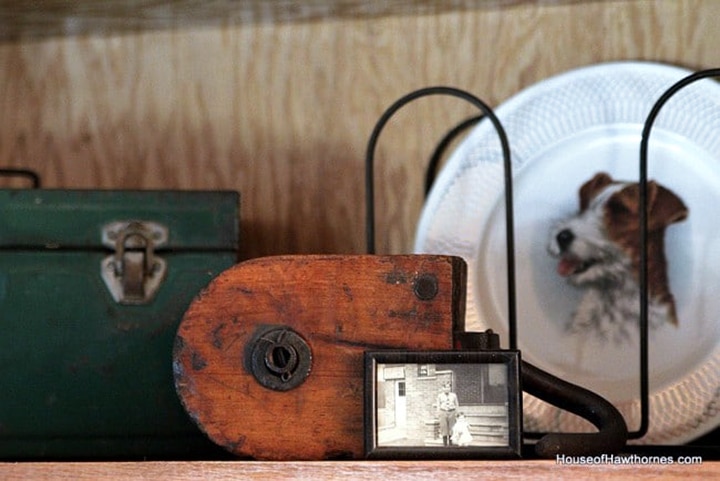 Wooden hook used as farmhouse decoration.