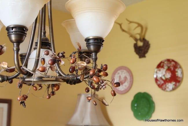 A vintage inspired Thanksgiving table set with items commonly found at thrift stores and estate sales  via houseofhawthornes.com