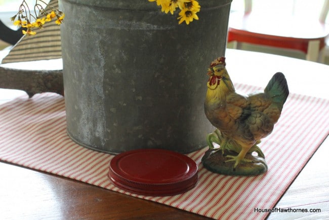 Vintage chalkware chicken figurine.