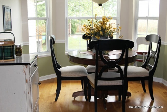 Kitchen dining room area.