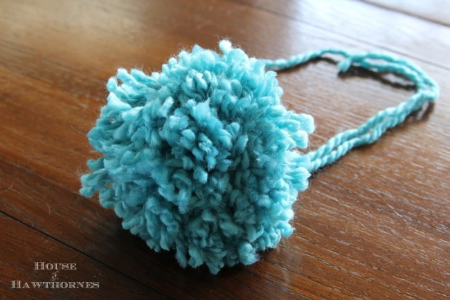 Fun and easy DIY pom pom tutorial for ice skates and home decor