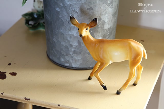 Using vintage Christmas deer in your holiday decor