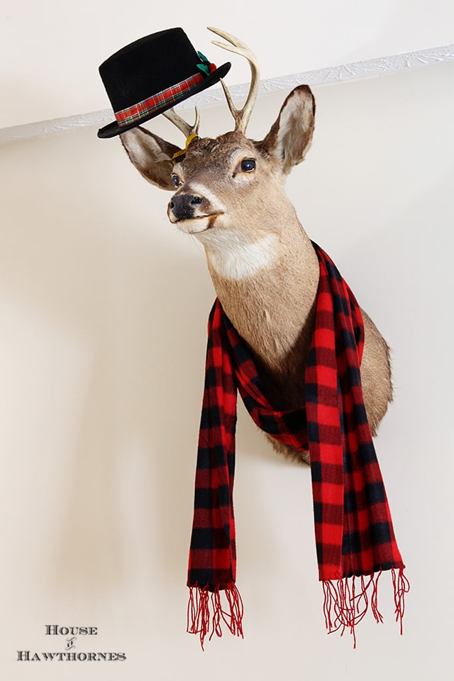 Using vintage Christmas deer in your holiday decor