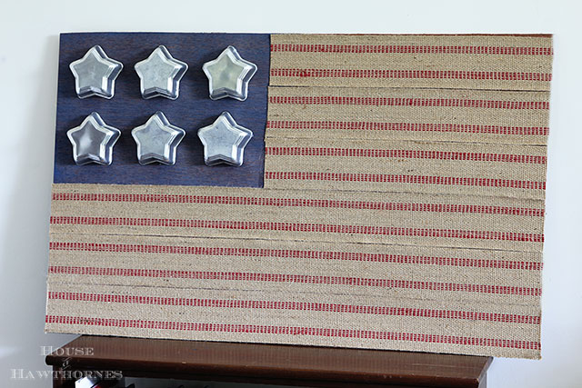 DIY Rustic Flag Made With Tin Star Jello Molds And Jute Upholstery Webbing