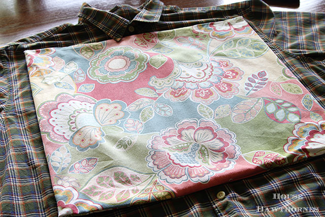 Easy to follow instructions for making DIY no-sew pillows from shirts - quick and simple 