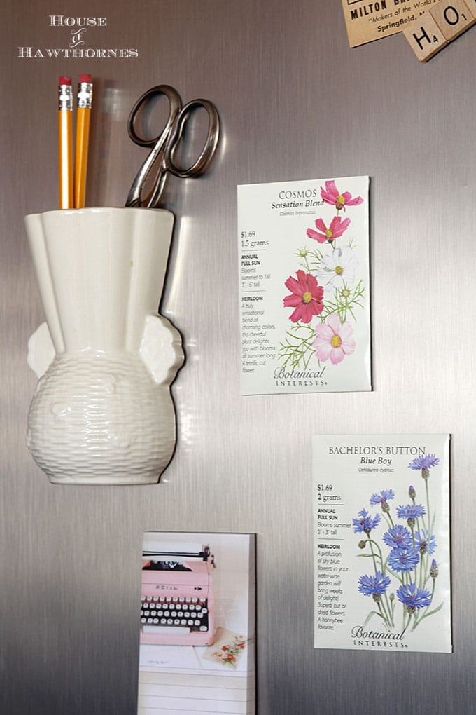 DIY seed packet refrigerator magnet tutorial.