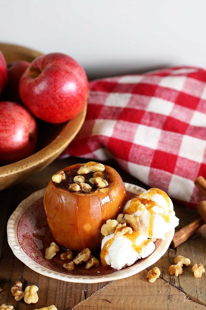 Crockpot Baked Apple Recipe House Of Hawthornes