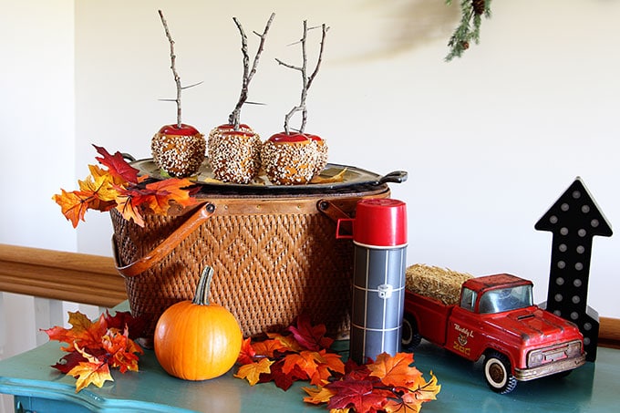 A fall home decor tour to give you inspiration and ideas for decorating your own home for autumn. 28 blogs included with lots of inexpensive fun ideas!