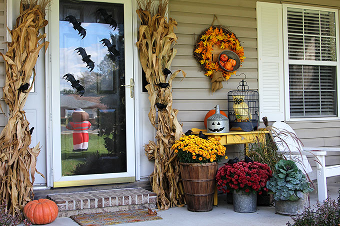 Transitioning The Porch From Fall To Halloween House of Transitioning The Porch From Fall To Halloween House of
