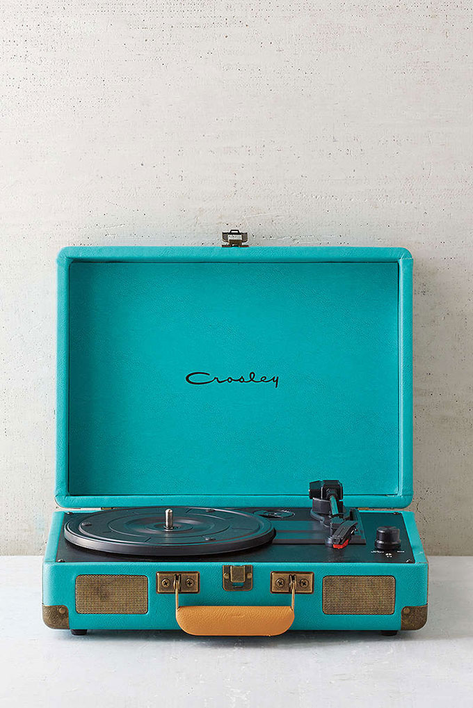 Crosley Retro Vinyl Record Player. 