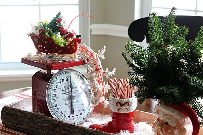 This nostalgic Christmas breakfast room is a great example of how to use vintage Christmas decor in your home without it looking like your grandma's house!