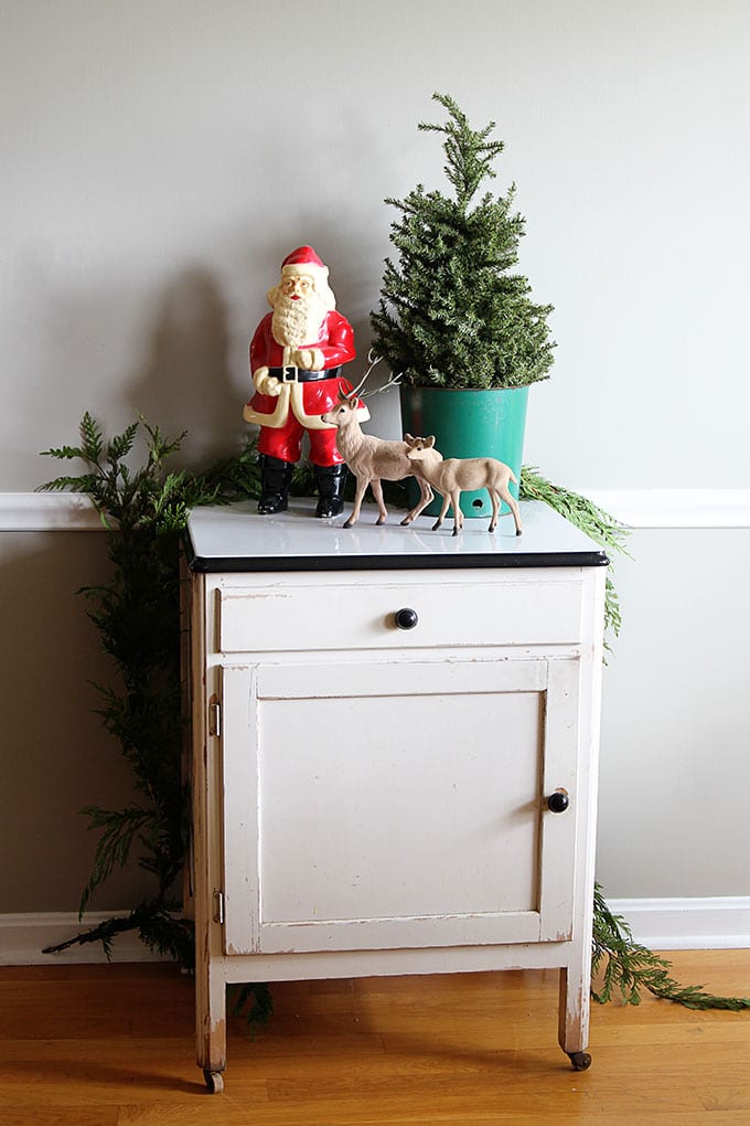 This nostalgic Christmas breakfast room is a great example of how to use vintage Christmas decor in your home without it looking like your grandma's house!