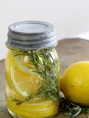 Learn how to make an all natural room scent with lemon, rosemary and vanilla. It's quick and easy and makes your home smell yummy and cozy!