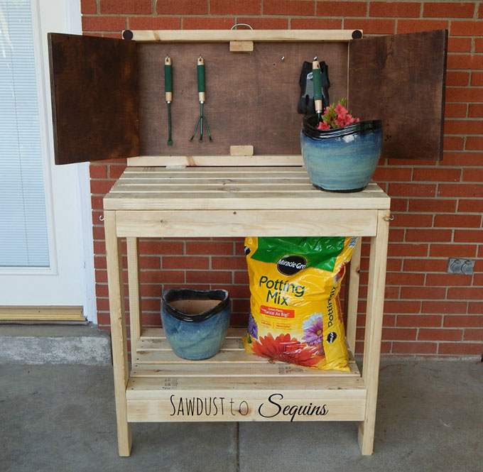 10+ inexpensive and inspiring DIY potting bench ideas to get you in the mood for spring gardening. They could also be used as a serving station on your porch, deck or patio.