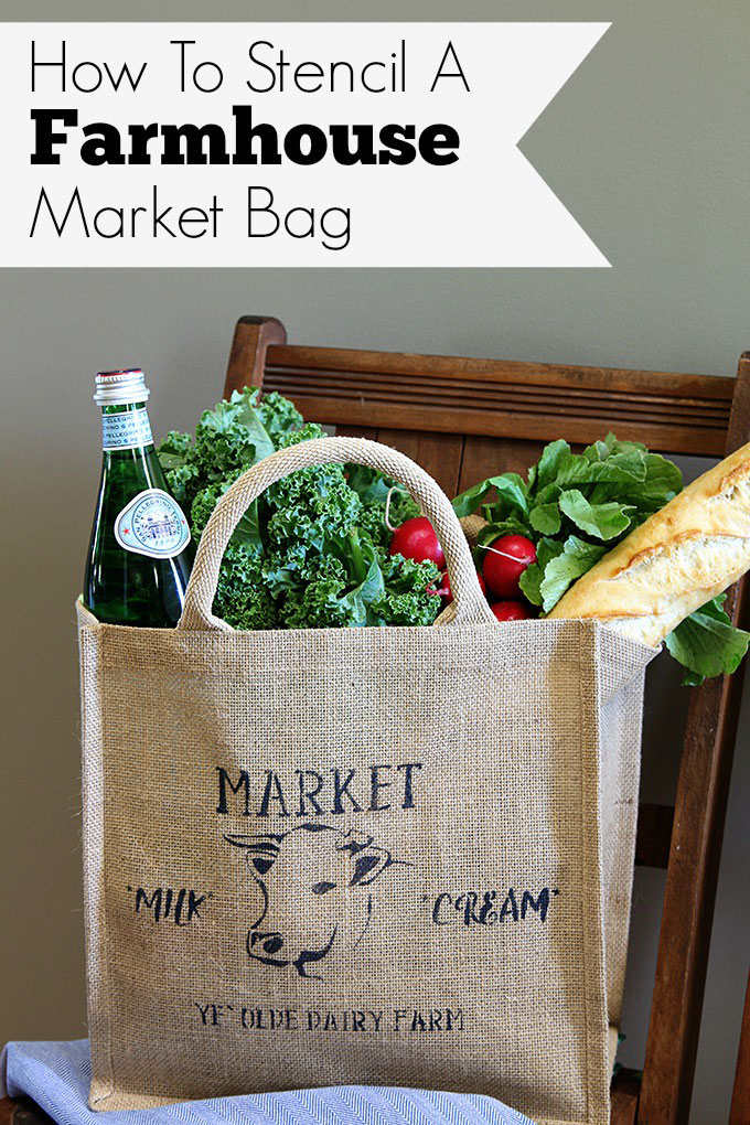 This adorable farmhouse market bag is perfect for trips to the grocery store. A 10 minute DIY home decor stenciling project with detailed instructions.