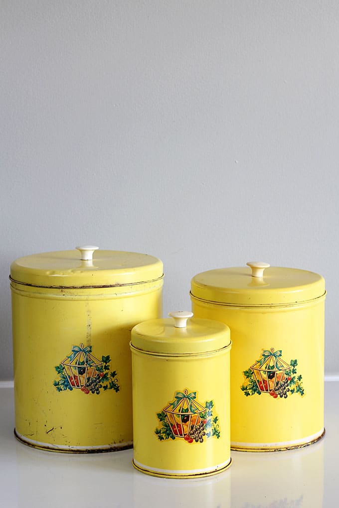 Retro kitchen canister set