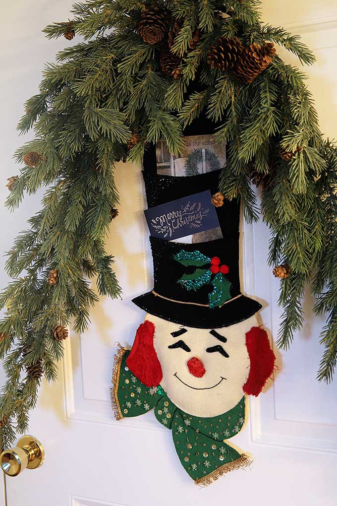 Vintage Bucilla snowman Christmas card holder