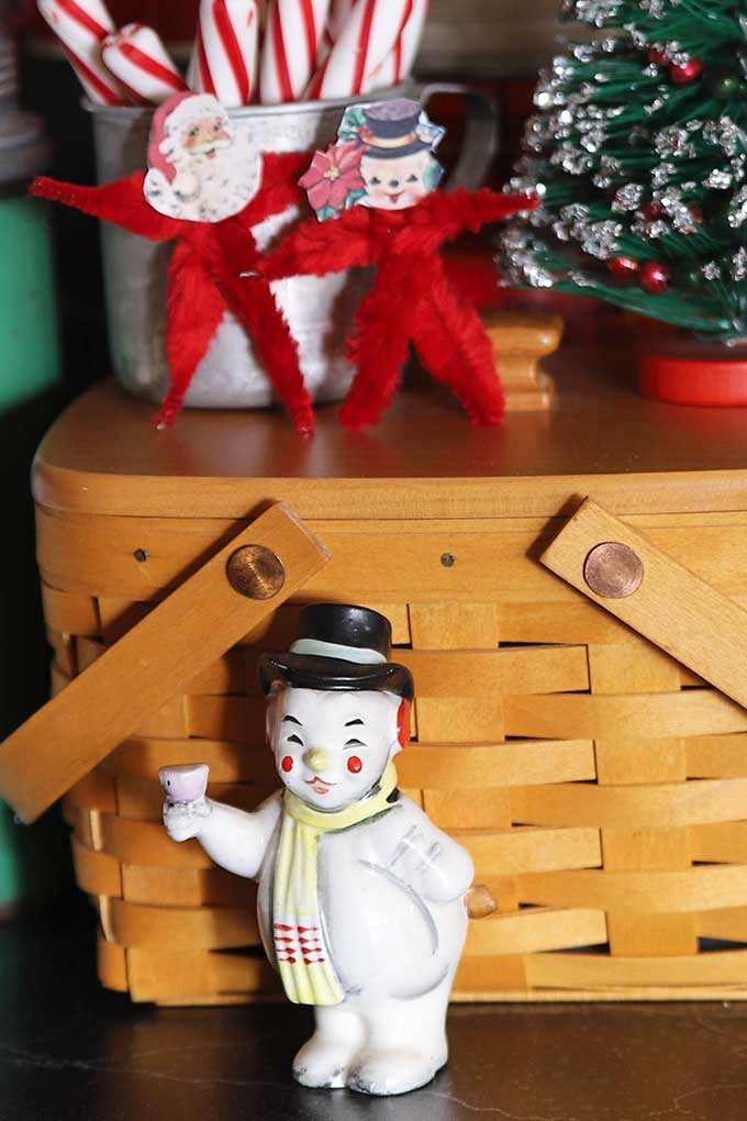 Vintage snowman salt and pepper shaker