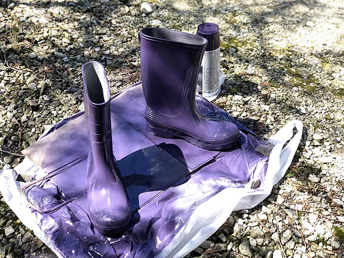 Spray painting rubber boots for boot planters