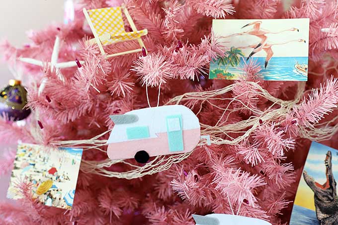 DIY vintage camper Christmas ornament tutorial