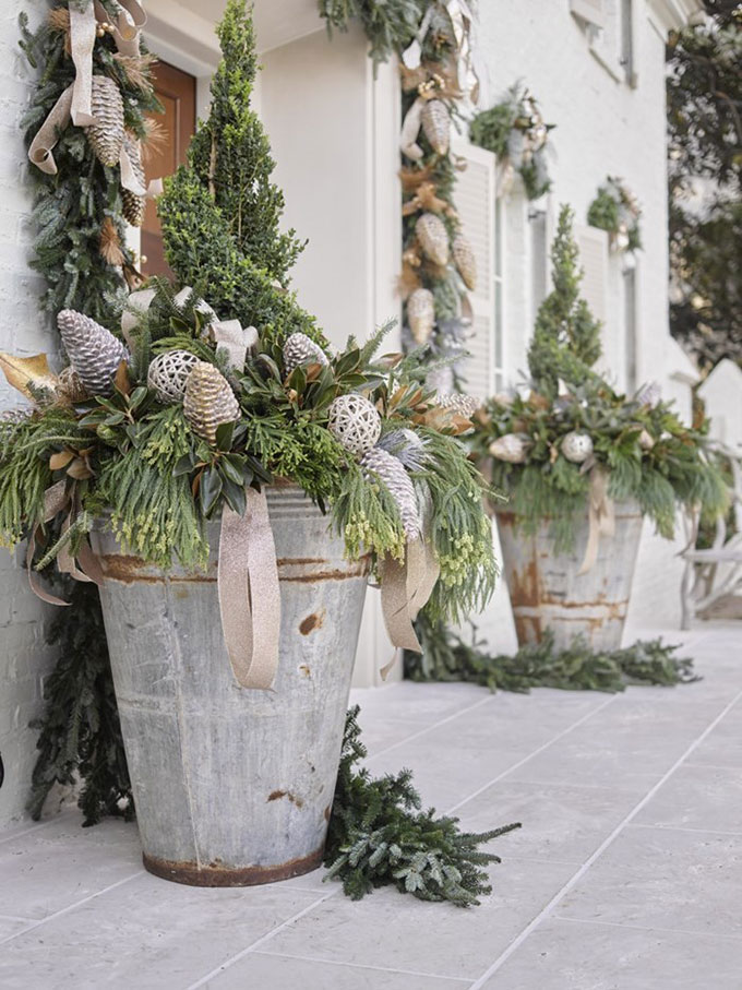 20 Beautiful Winter Planter Ideas - House of Hawthornes