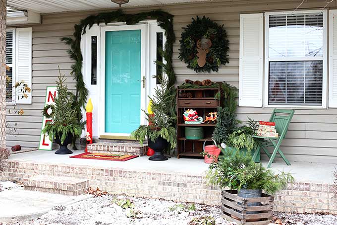 Holiday front porch decor