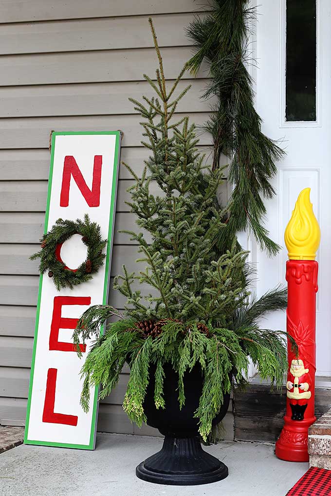 Vintage blowmolds on a Christmas porch