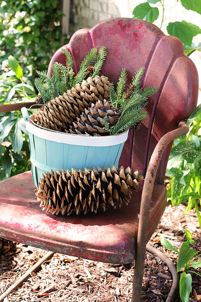 Bushel basket makeover project for Christmas porch decor.