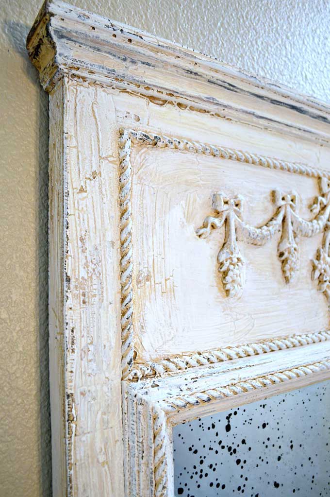 Antique mirror makeover with chalk paint