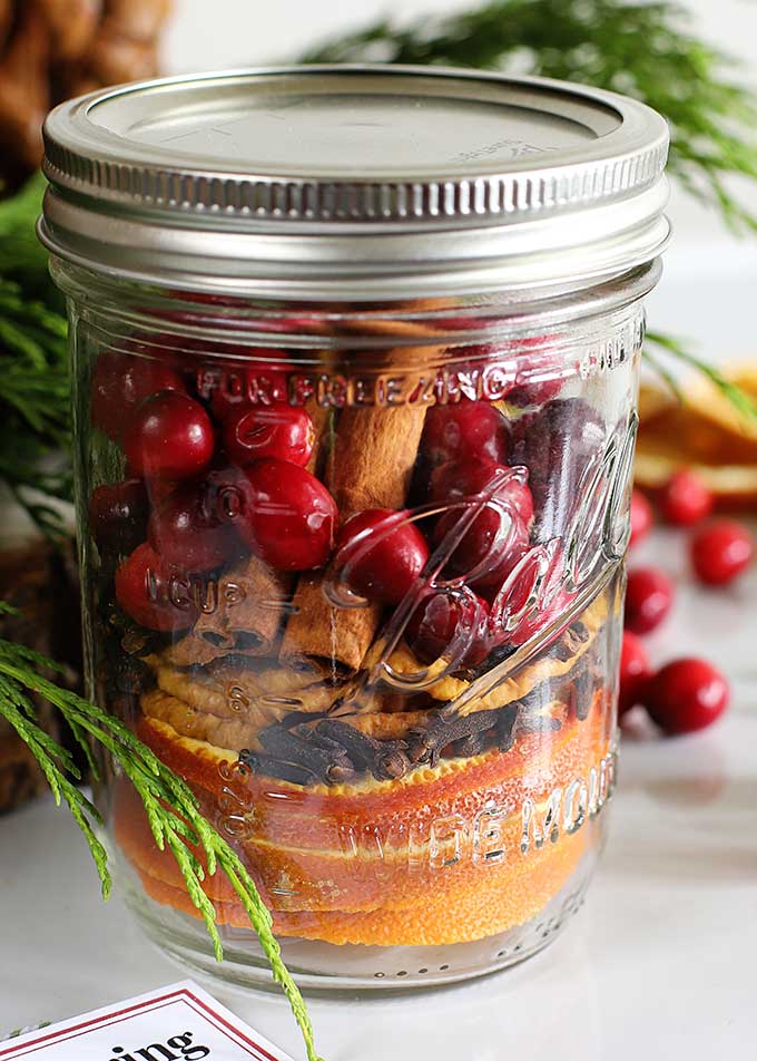 Christmas potpourri in a jar