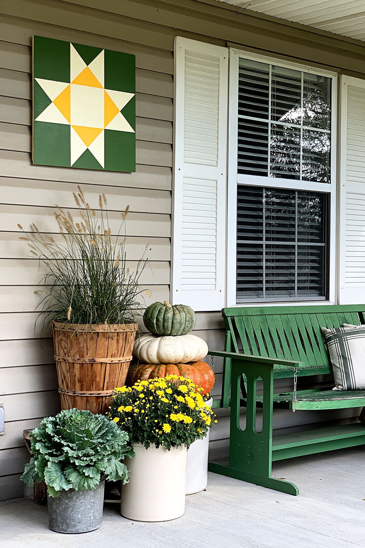 simple fall porch decor