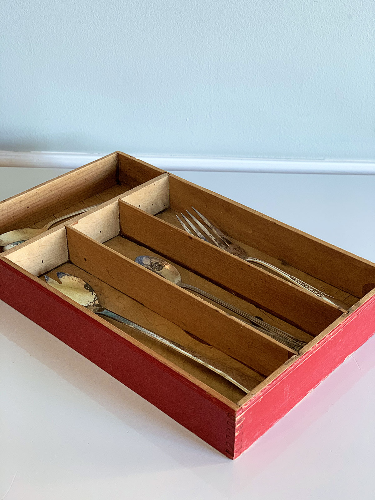 thrift store wooden silverware tray