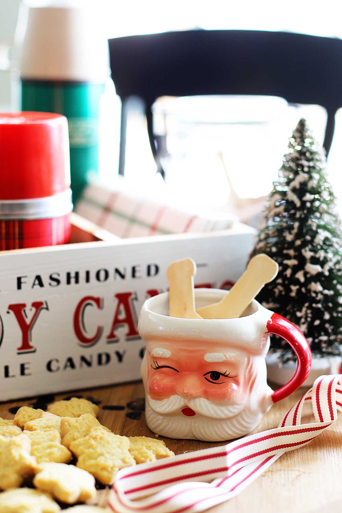 vintage Santa mug used in hot chocolate bar