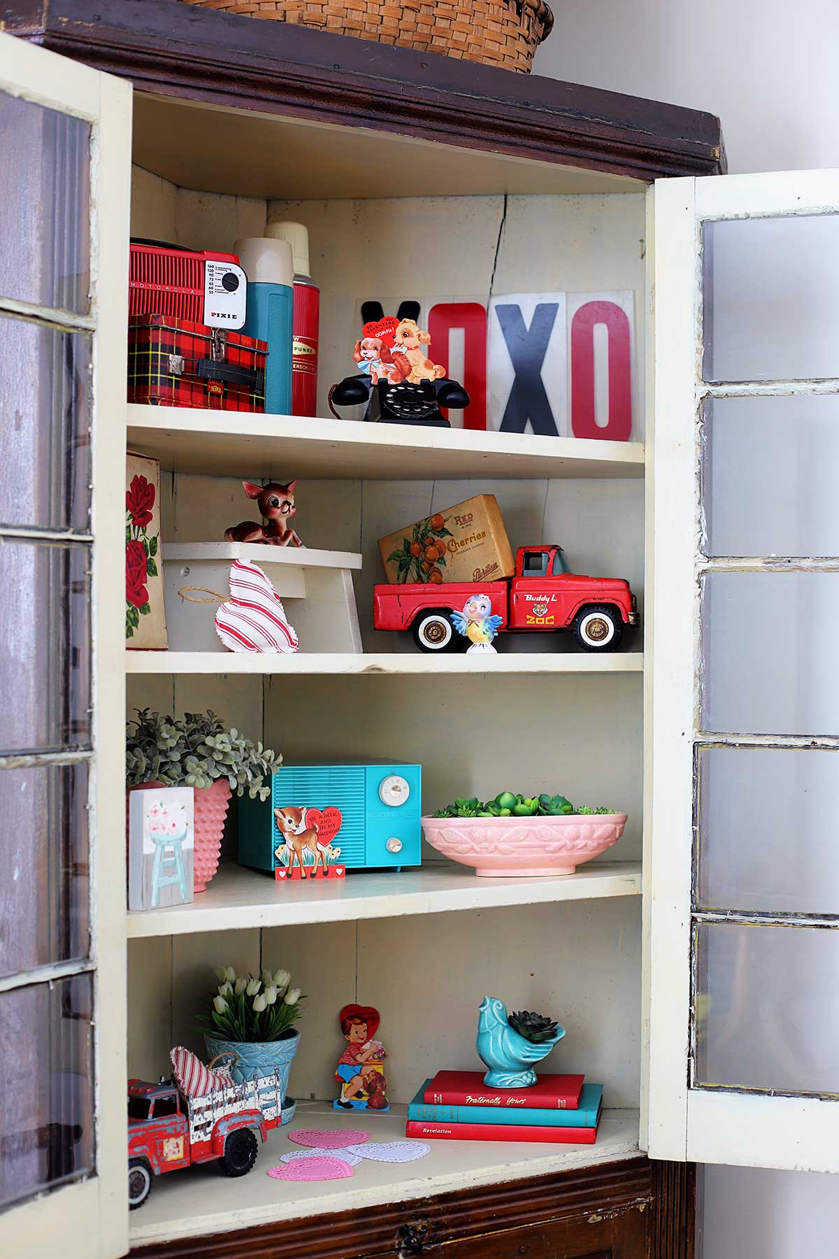 Vintage Valentine Decor You Should Be Buying Now - MY WEATHERED HOME