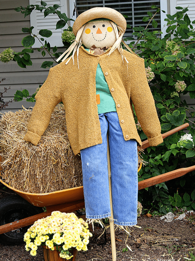 DIY SCARECROW TUTORIAL story