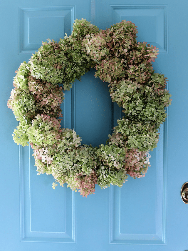 QUICK AND EASY HYDRANGEA WREATH STORY