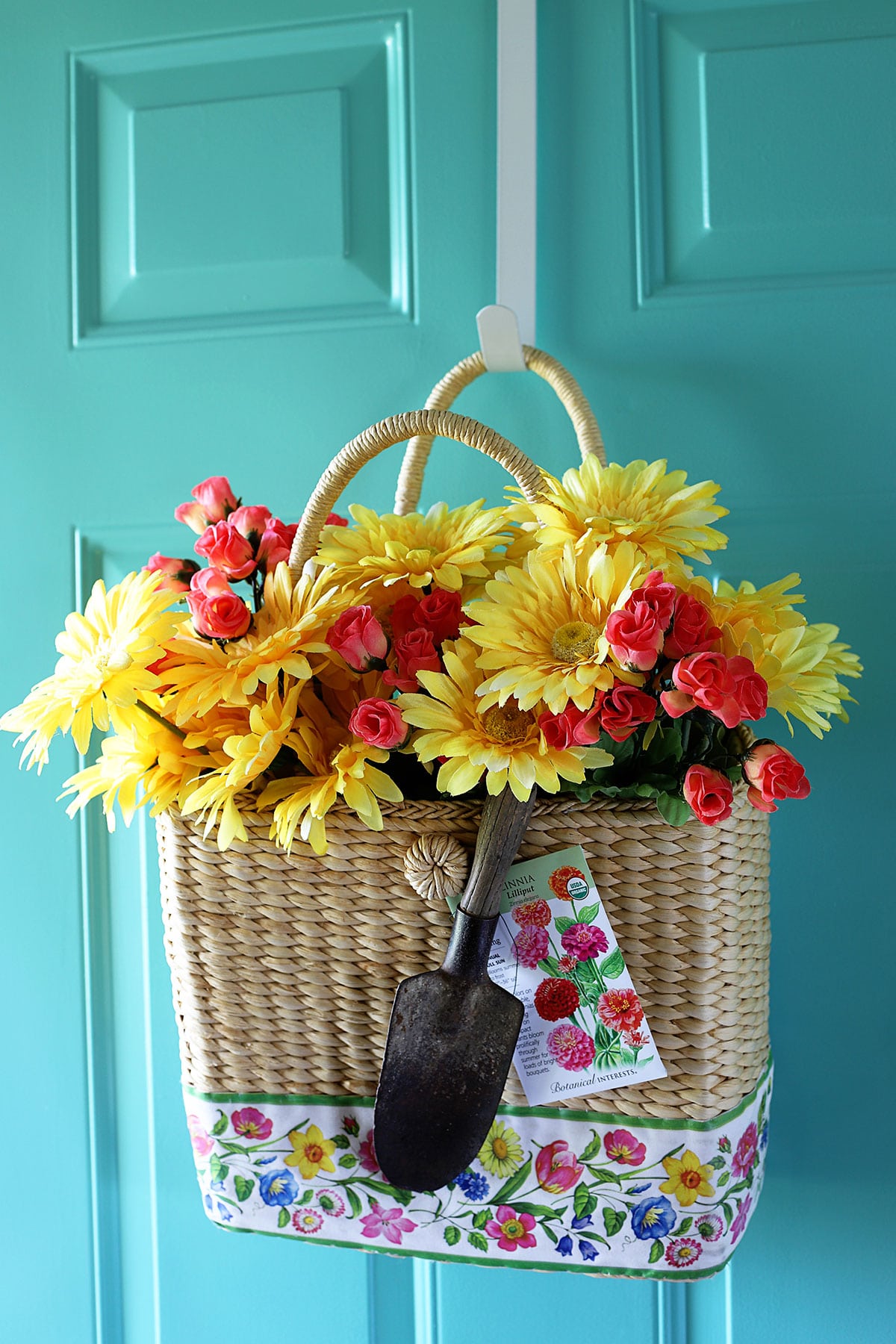 Flower handbag hi-res stock photography and images - Alamy